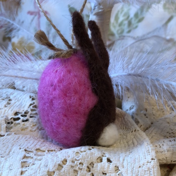 Handmade needle felted Easter egg bunny rabbit ornament collectable decoration - Picture 3 of 7